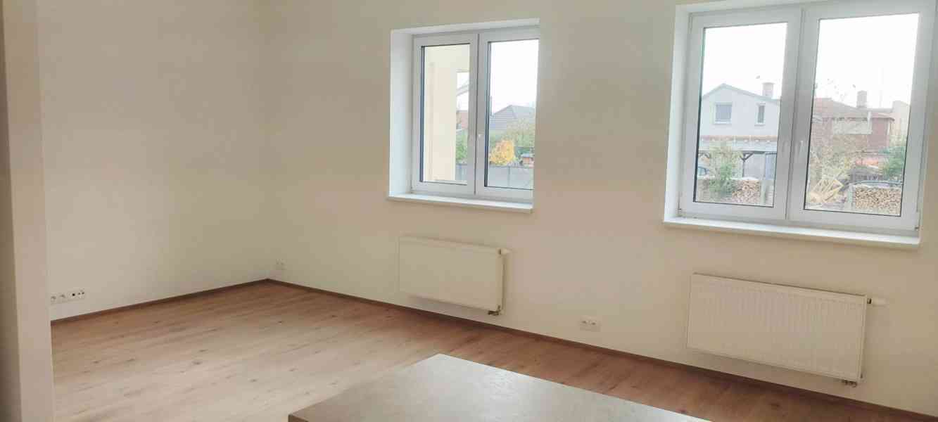 Nový byt 2+kk s terasou a zahrádkou okr. Znojmo - foto 8