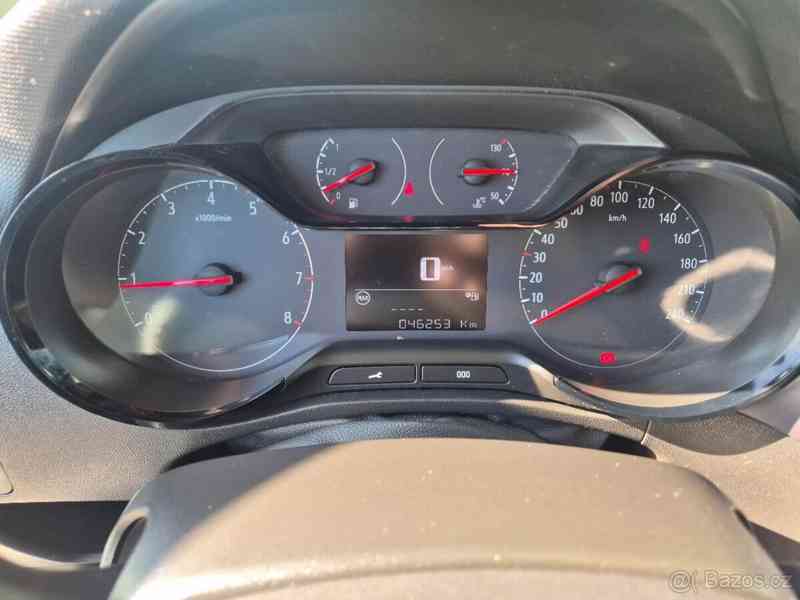 Opel Crossland X 1,2   r.v.19 nové rozvody - foto 5