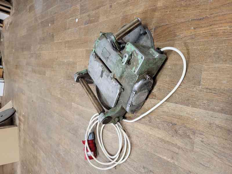 Tesařský hoblík tos 250mm - foto 2