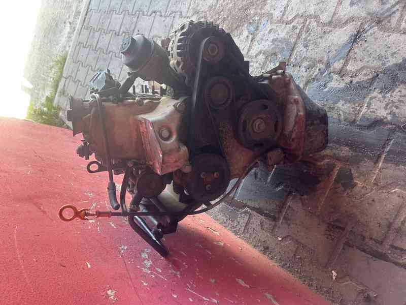 Motor 1,2 HTP 40KW kód AWY VW, Škoda, Seat komplet - foto 2