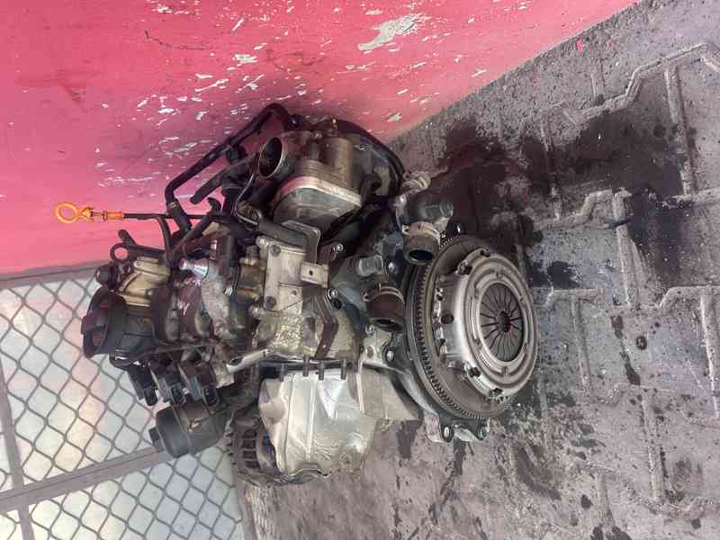 Motor 1,2 HTP 40KW kód AWY VW, Škoda, Seat komplet - foto 3