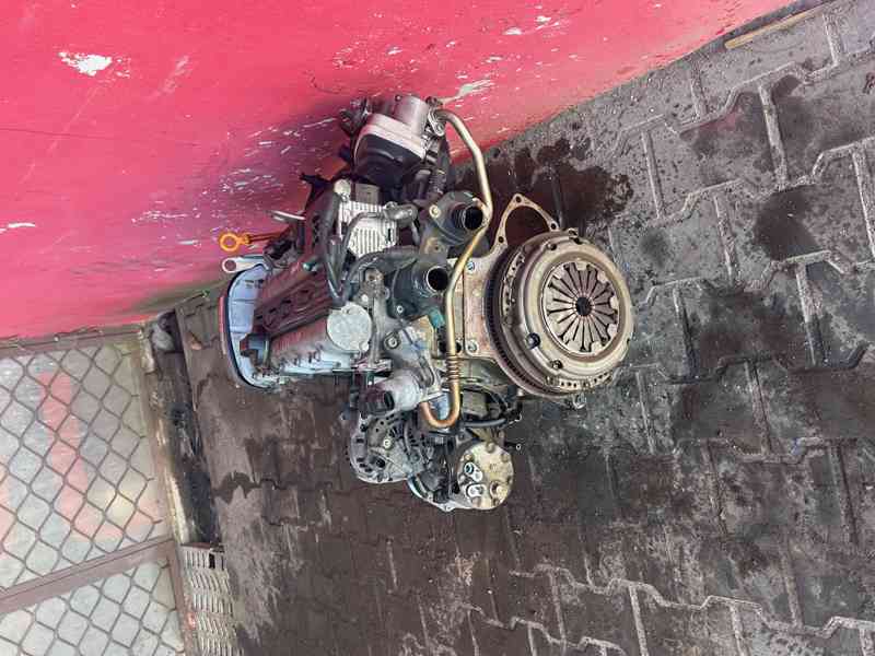 Motor Škoda Fabia 1,4 16V 55KW AUA prodám komplet. - foto 3