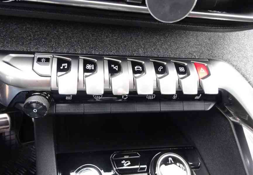 Peugeot 5008 1.6 GT LINE r.v.2018 2.Maj.serv.kníž.ČR - foto 9