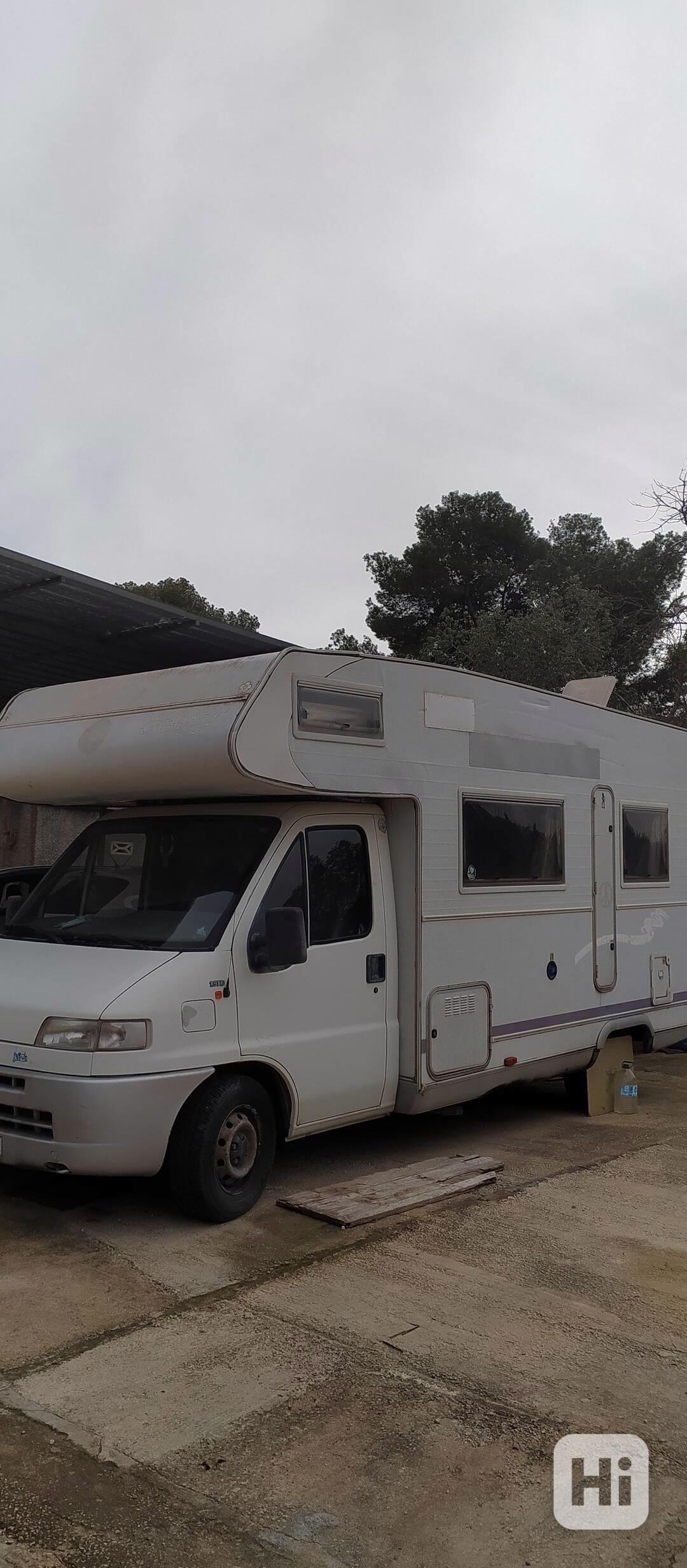 Darování karavanu Fiat Ducato Challenger z roku 2000 - foto 1