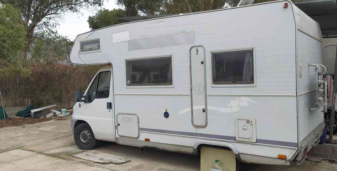 Darování karavanu Fiat Ducato Challenger z roku 2000 - foto 2