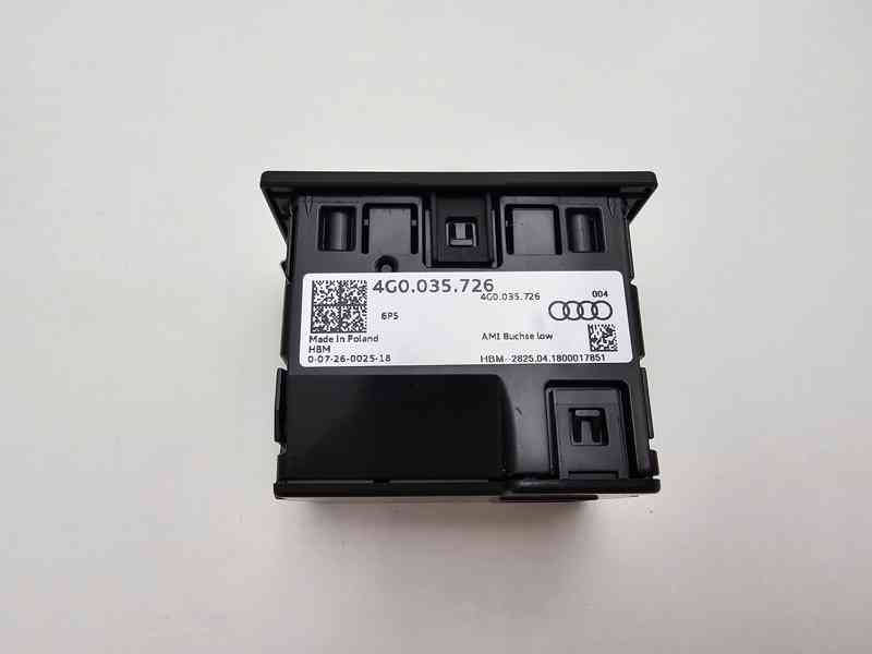 AUDI KONEKTOR USB,AUX / A3_Q2_A6_A7 / ČÍSLO DÍLU 4G0 035 726 - foto 2