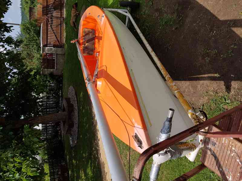 Sportovní plachetnice - foto 2