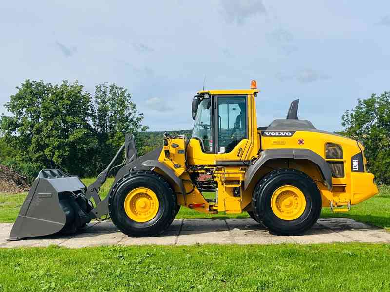 Kolový nakladač Volvo L120H (Možnost leasingu) - foto 2