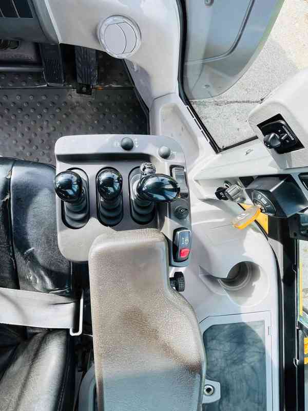 Kolový nakladač Volvo L120H (Možnost leasingu) - foto 10