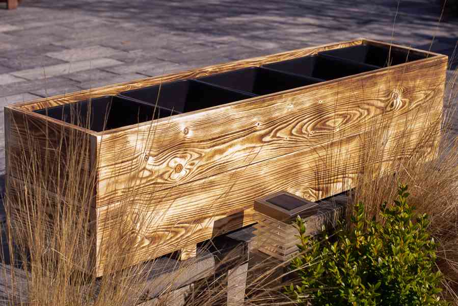 Dřevěné truhlíky na terasu - opalované dřevo (PV) - foto 10
