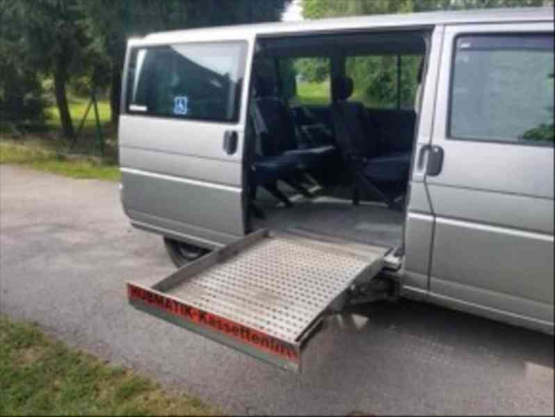 Volkswagen Caravelle 2,5   Caravelle T4 s plošinou pro IN - foto 17