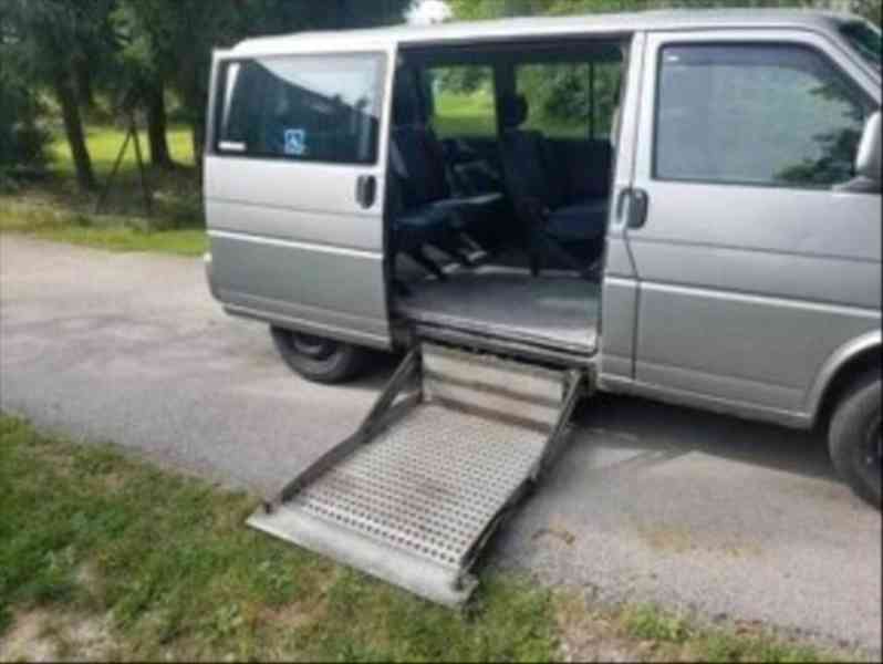 Volkswagen Caravelle 2,5   Caravelle T4 s plošinou pro IN - foto 19