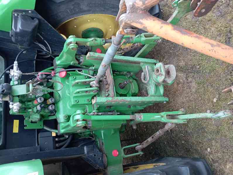 Traktor John Deere 5720 - foto 5