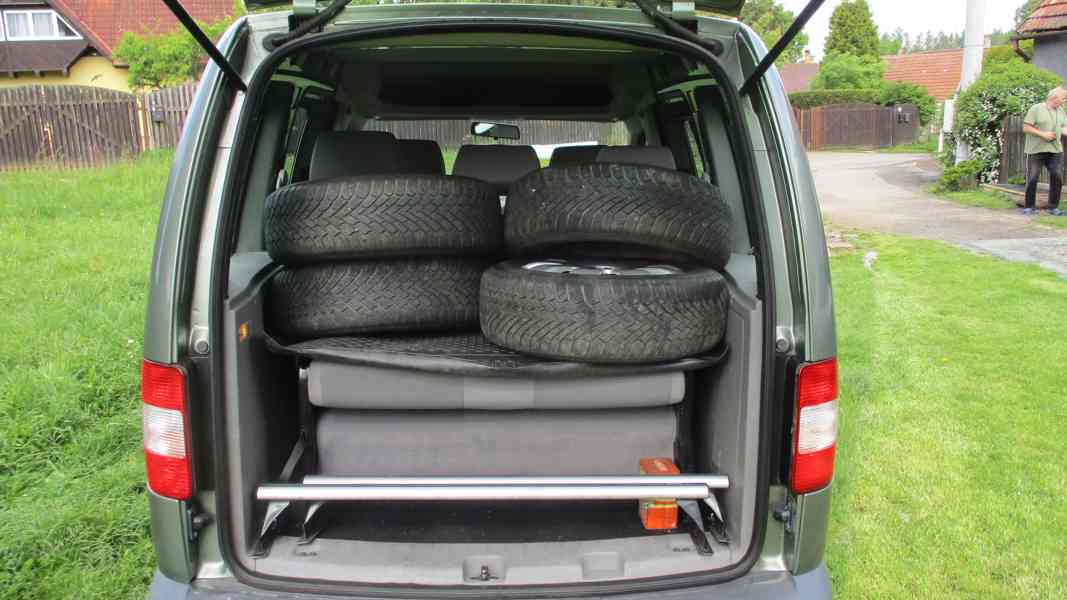CADDY LIFE 7MÍST - foto 6