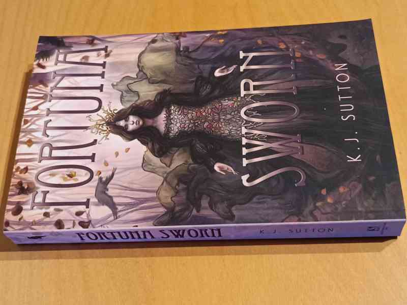 🌿 Fantasy book FORTUNA SWORN K.J. Sutton (english) 🌿 - foto 5