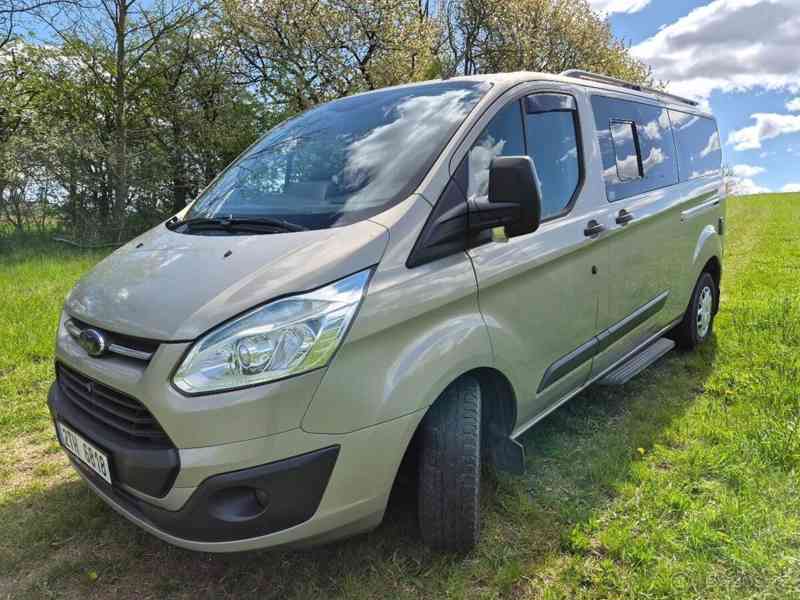 Ford Tourneo Custom 2,2 - foto 1