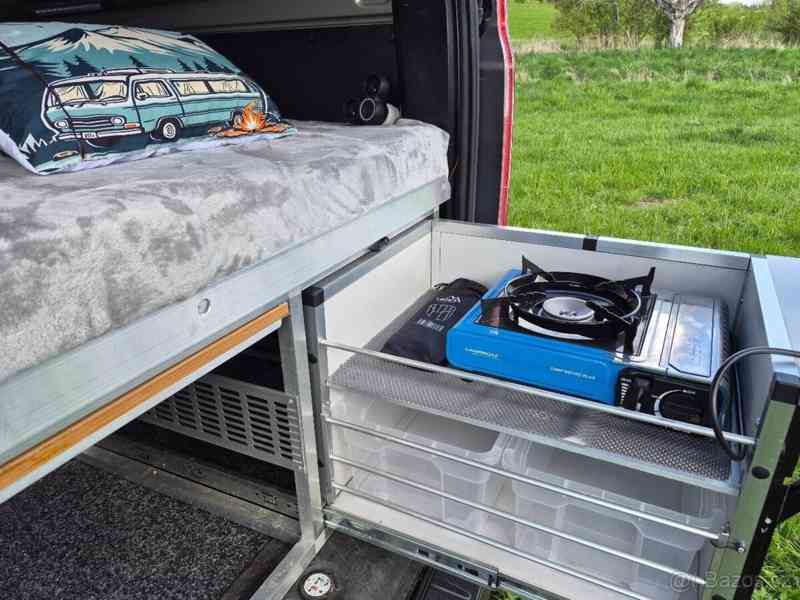Ford Tourneo Custom 2,2 - foto 7