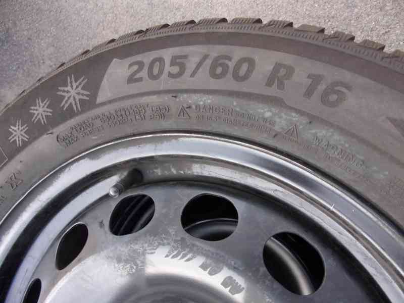 Zimní obutá sada VW 6x16 ET43 5x112x57 - 205/60/16 MICHELIN - foto 9