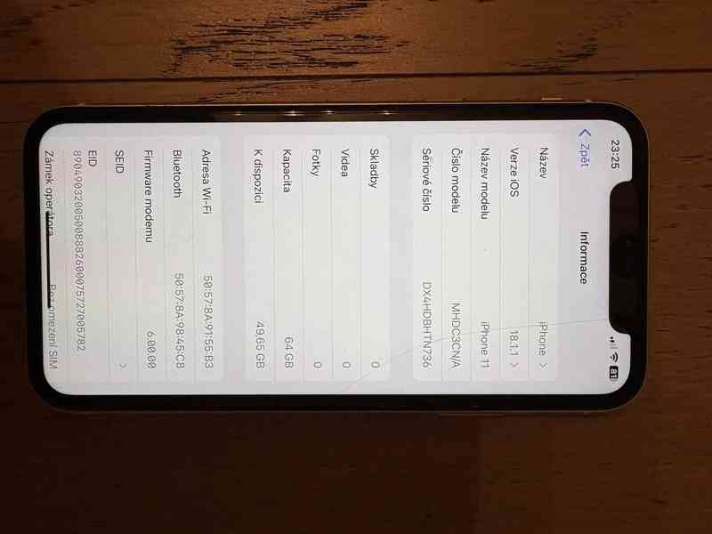 Apple iPhone 11 White 64GB - jako nový - foto 2