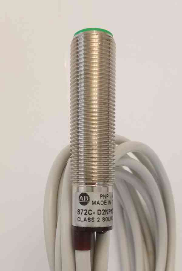 ALLEN BRADLEY 872C-D3NP12-E2 Indukční senzor - foto 2