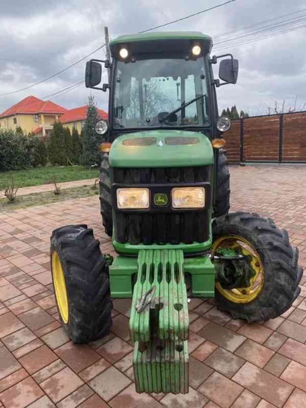 Traktor John Deere 5080 GF - foto 5