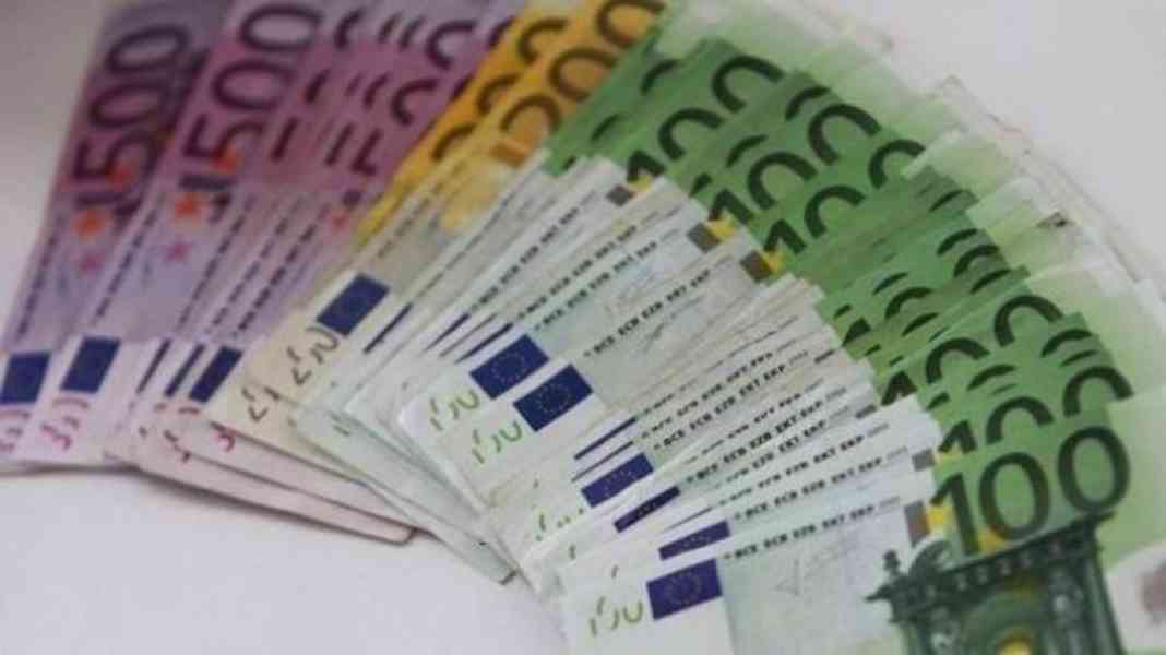 NABÍDKA PŮJČKY BEZ NOTÁŘSKÝCH POPLATKŮ NEBO POJIŠTĚNÍ ÚVĚRU. - foto 2