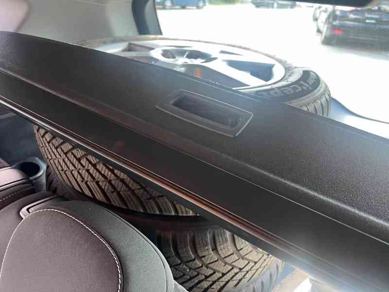 Toyota Verso 1,8i Life benzín 108kw - foto 3