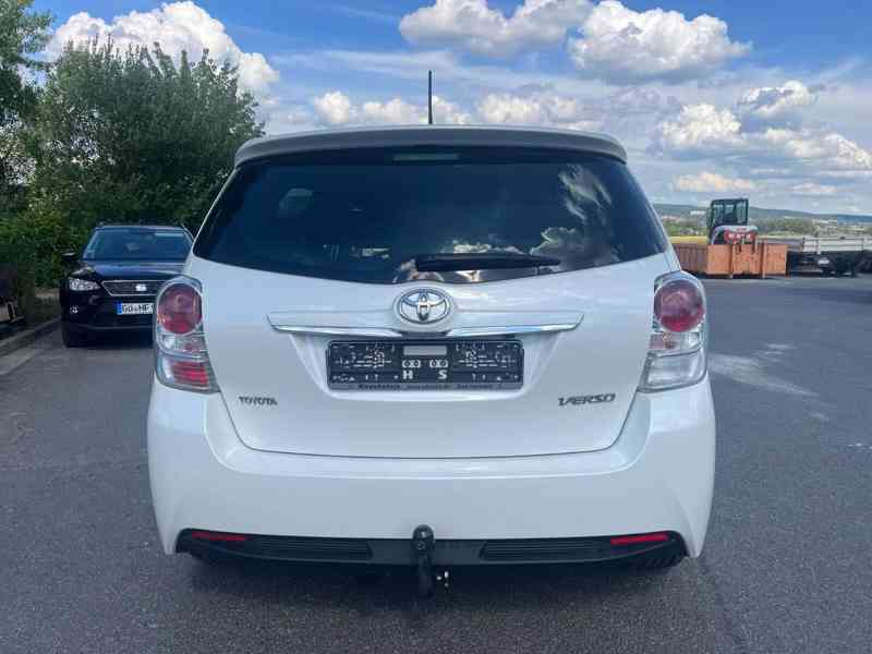 Toyota Verso 1,8i Life benzín 108kw - foto 15