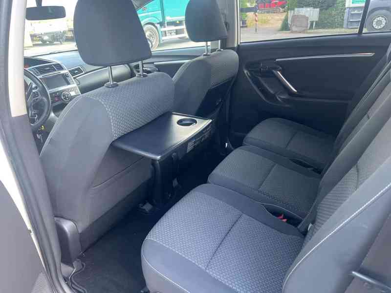 Toyota Verso 1,8i Life benzín 108kw - foto 16