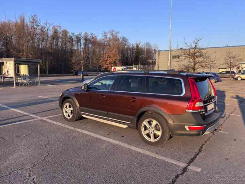 Volvo XC70 2,4   td, 133 kw, MY 2016 - foto 3