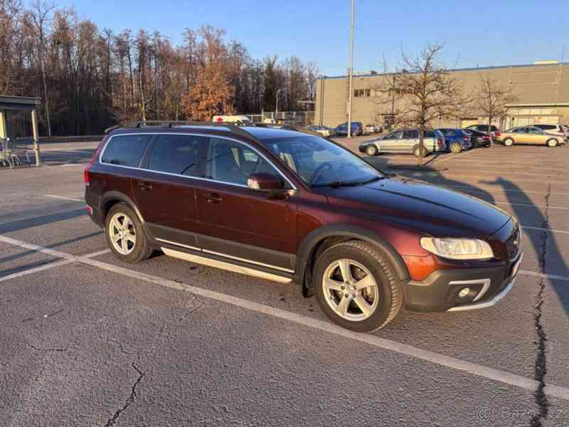 Volvo XC70 2,4   td, 133 kw, MY 2016 - foto 4