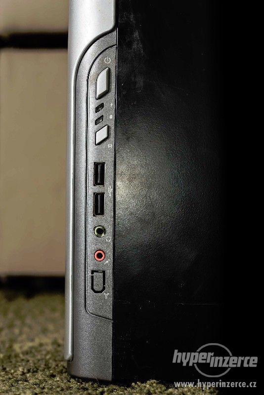Sleva PC sestava Win10 64bit a dva 20" monitory - foto 2