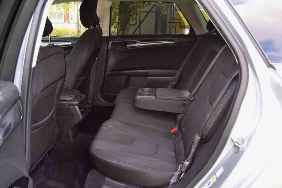 Ford Mondeo 2.0 TDCI 110kW Titanium LED Dynamic Panorama  - foto 12