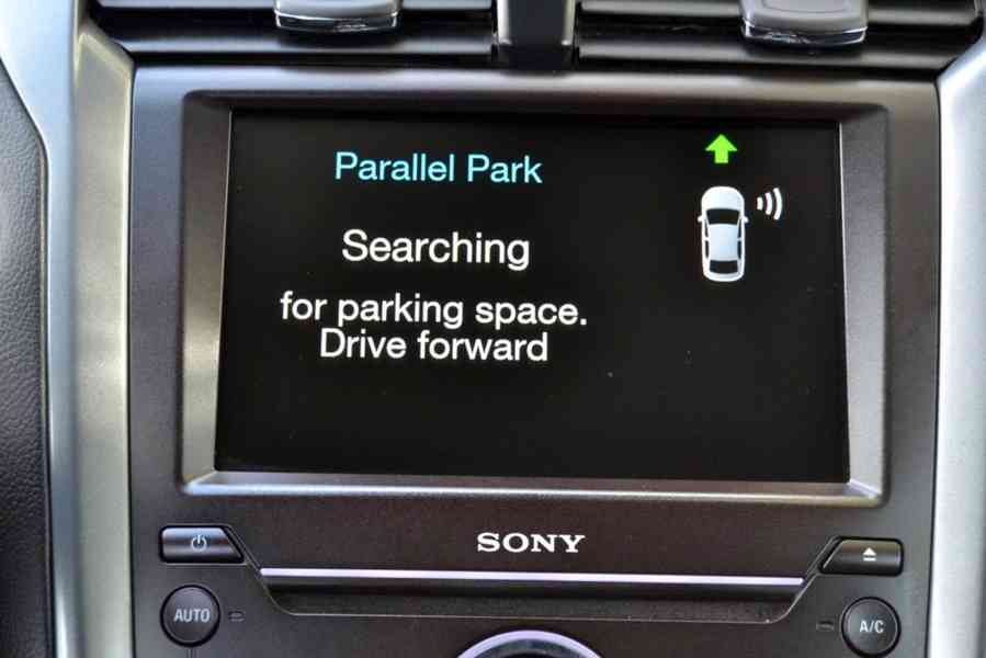 Ford Mondeo 2.0 TDCI 110kW Titanium LED Dynamic Panorama  - foto 10