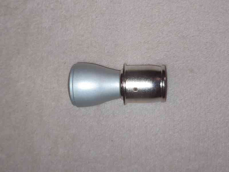 ZAPALOVAČ DO AUTA  - foto 3