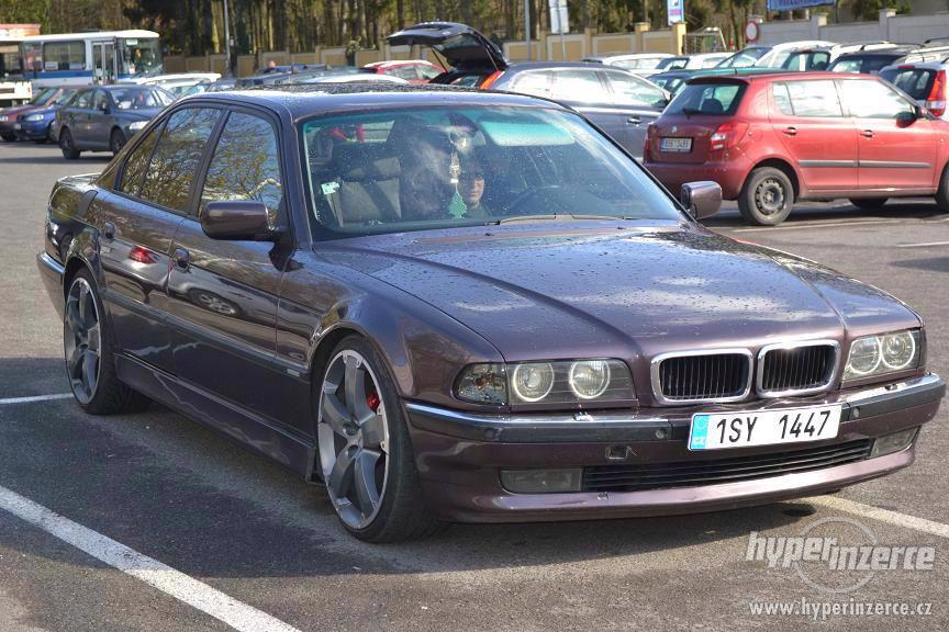 BMW e38 - 725 tds- metalíza - foto 2