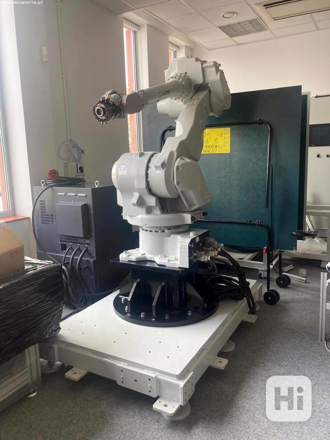 Robot MITSUBISHI RV-70FM-D1-S15 - foto 1