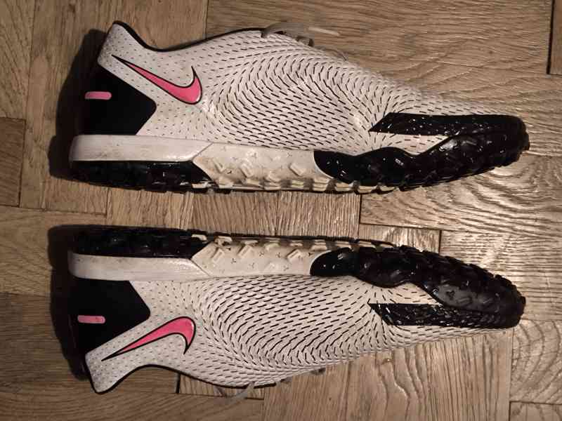 NIKE PHANTOM GT ACADEMY TF US10.5, UK9.5, EU44.5 - foto 2