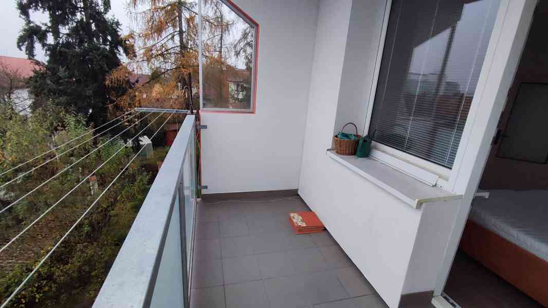 Nabízím k pronájmu byt 4+1 / REZERVACE / - foto 2