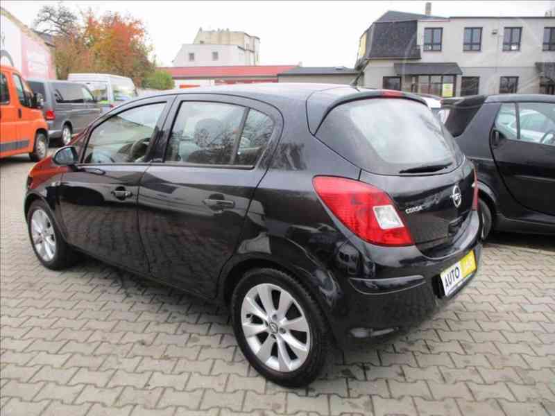 Opel Corsa 1,2 16V SERVISNÍ KNIHA - foto 3