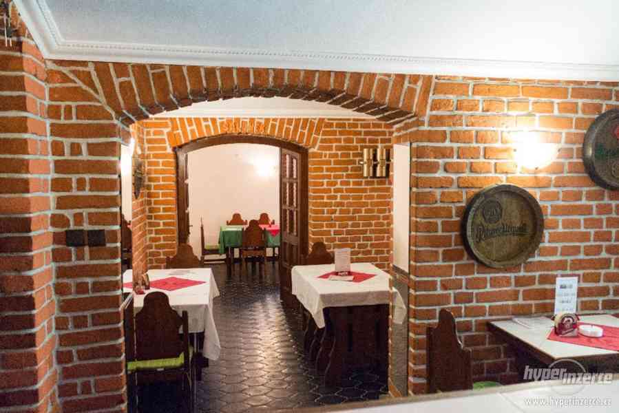 Pronájem vybavene restaurace/ baru na Slovanech v Plzni - foto 6