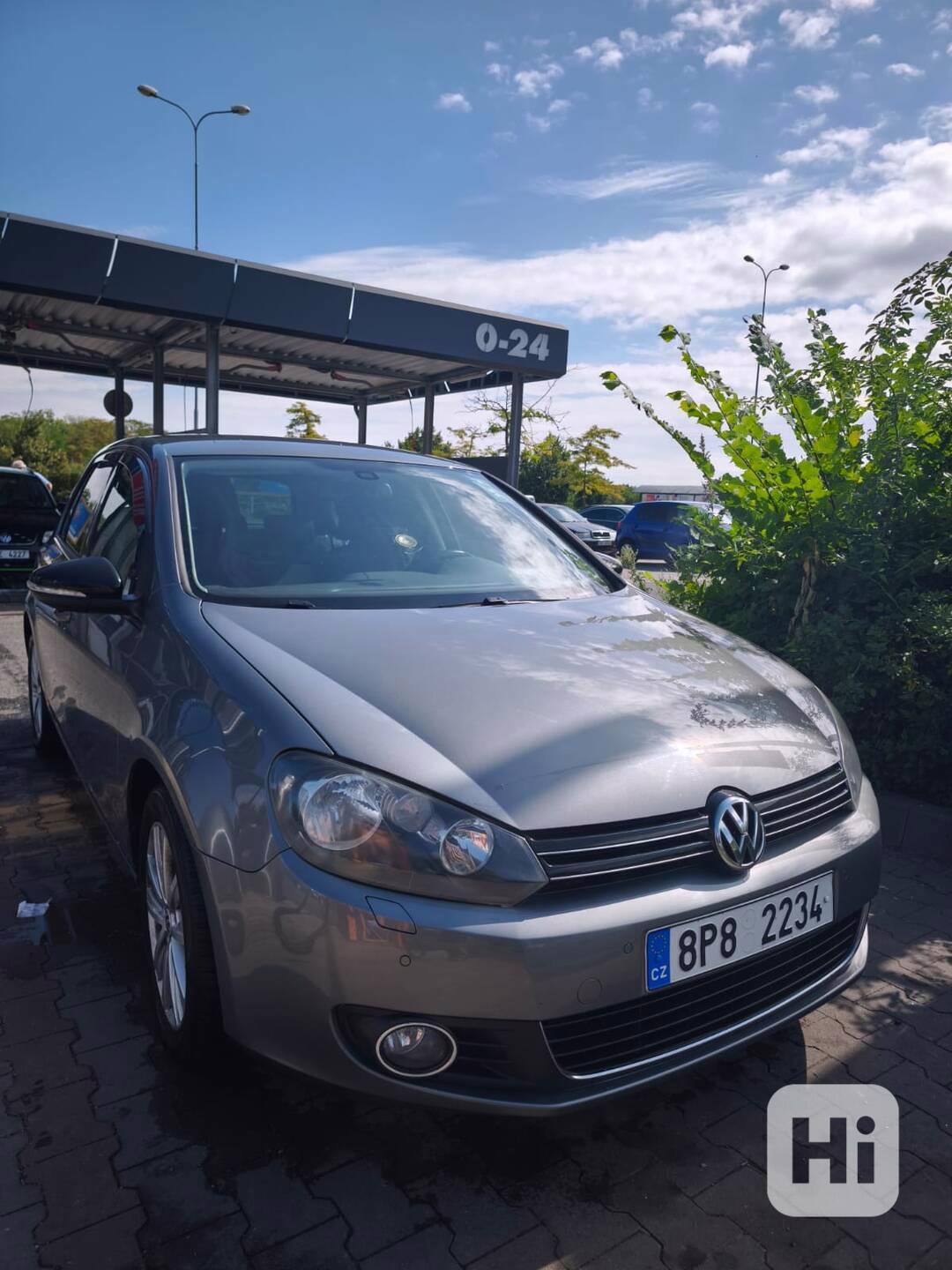 Automobil VW Golf  - foto 1