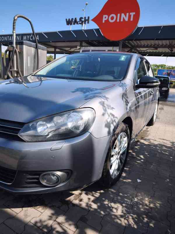 Automobil VW Golf  - foto 2