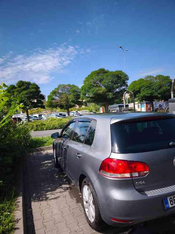 Automobil VW Golf  - foto 6