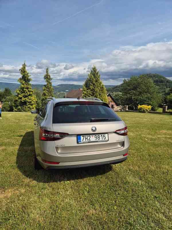 Škoda Superb 2,0   140 kW DSG 4x4 | 12/2017 - foto 14