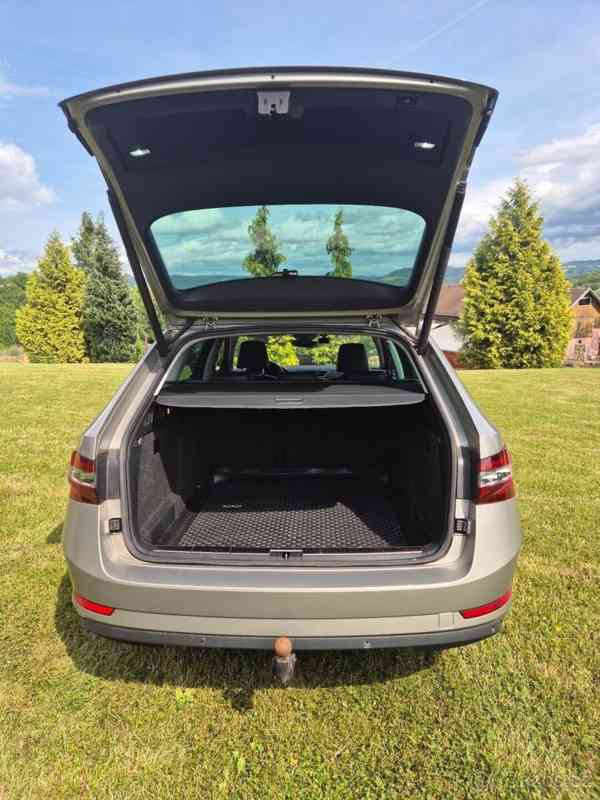 Škoda Superb 2,0   140 kW DSG 4x4 | 12/2017 - foto 12
