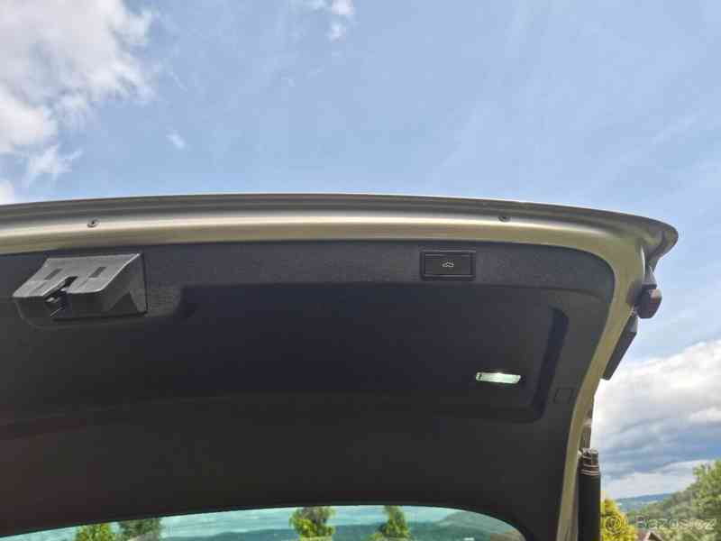 Škoda Superb 2,0   140 kW DSG 4x4 | 12/2017 - foto 13