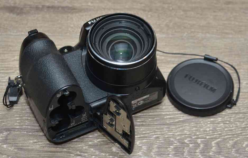 Fujifilm FinePix S1000fd *10 Mpx CCD*12x opt. zoom - foto 3