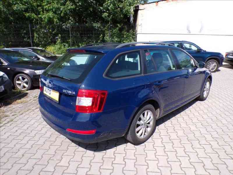 Škoda Octavia 1,6 TDI - foto 4