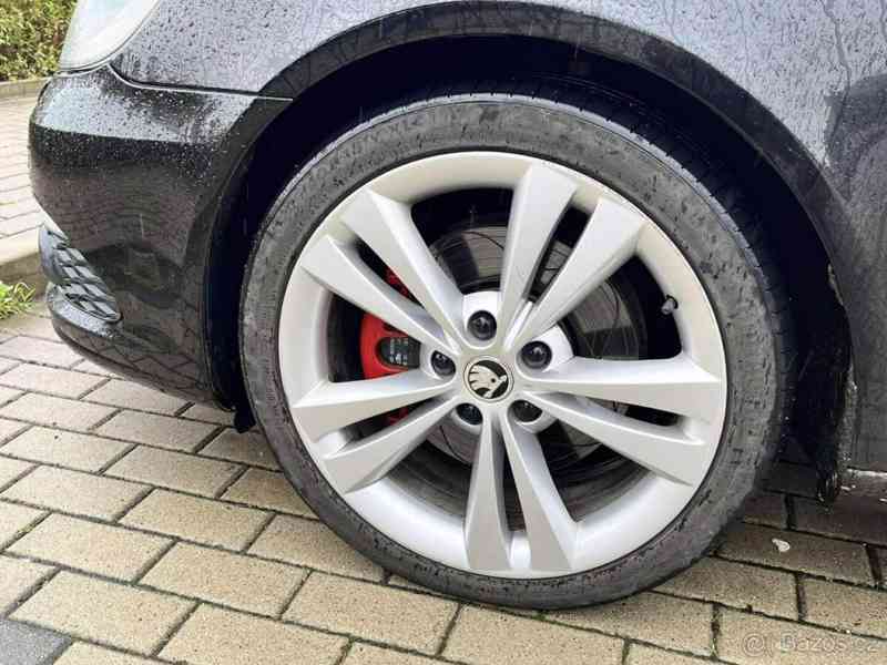 Škoda Octavia 2,0 RS TDI CR 125kw, 2010, 295tis. - foto 9